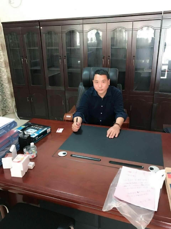 艺术家的第一张照片--霞浦婚介网