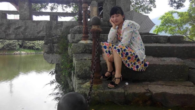 女子悠然的第一张照片--霞浦婚介网