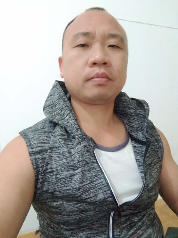 whm的第二张照片--霞浦婚介网