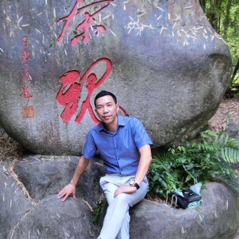 老·黄的第一张照片--霞浦婚介网
