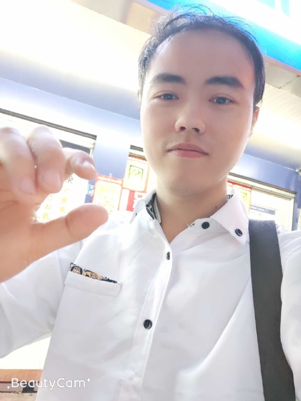 开心就好的第一张照片--霞浦婚介网