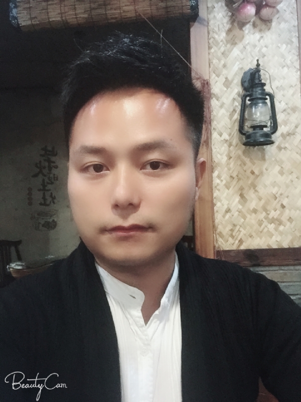 亦初的第一张照片--霞浦婚介网