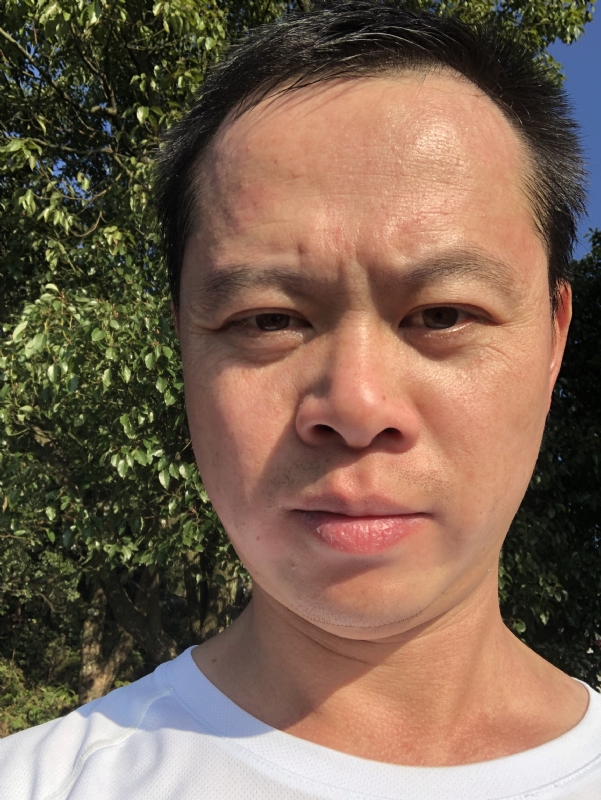 猩猩巨呃的第四张照片--霞浦婚介网