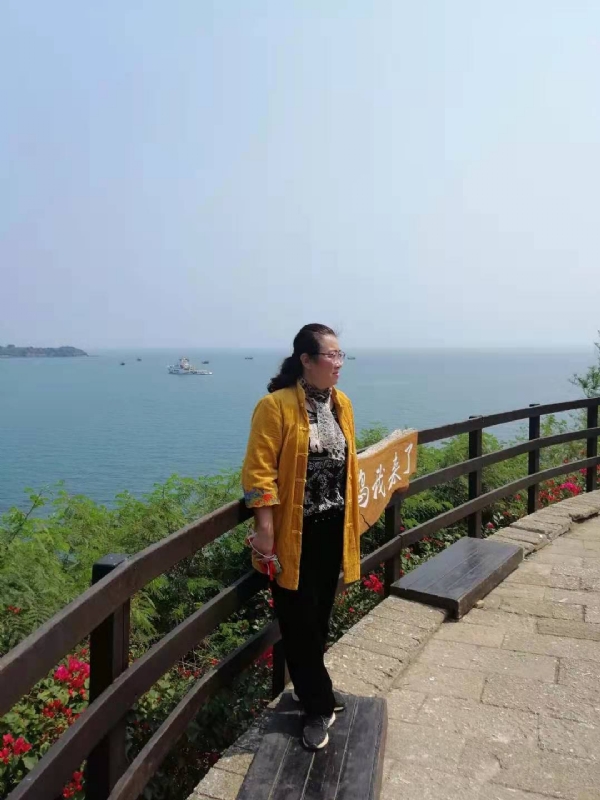 曦若半秋的第一张照片--霞浦婚介网