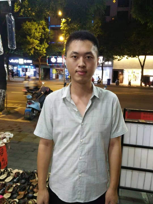 单身的雄鹰的第一张照片--霞浦婚介网