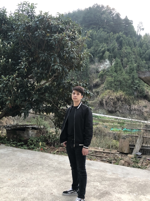 随遇而安的第一张照片--霞浦婚介网