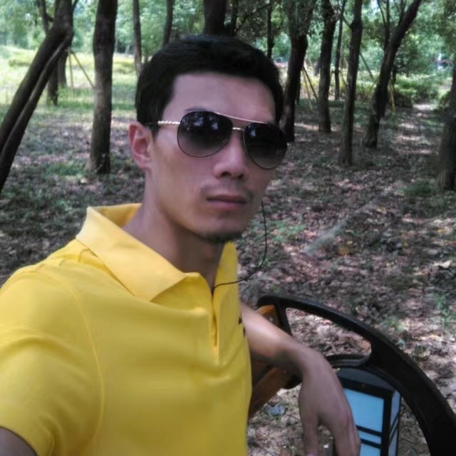 错把真心喂了狗的第二张照片--霞浦婚介网