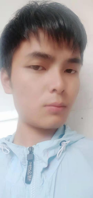 安静的男生的第一张照片--霞浦婚介网