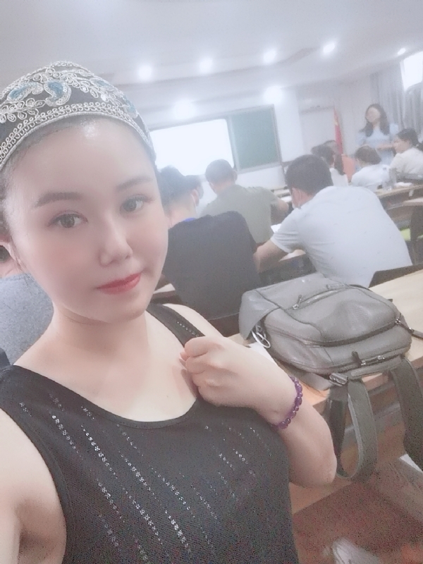 冰欣的第一张照片--霞浦婚介网