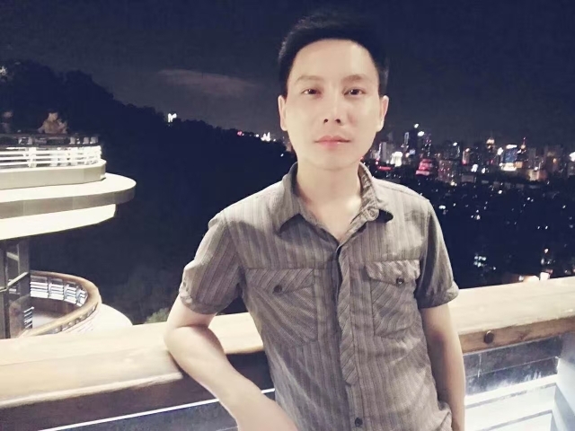 幕秋的第一张照片--霞浦婚介网