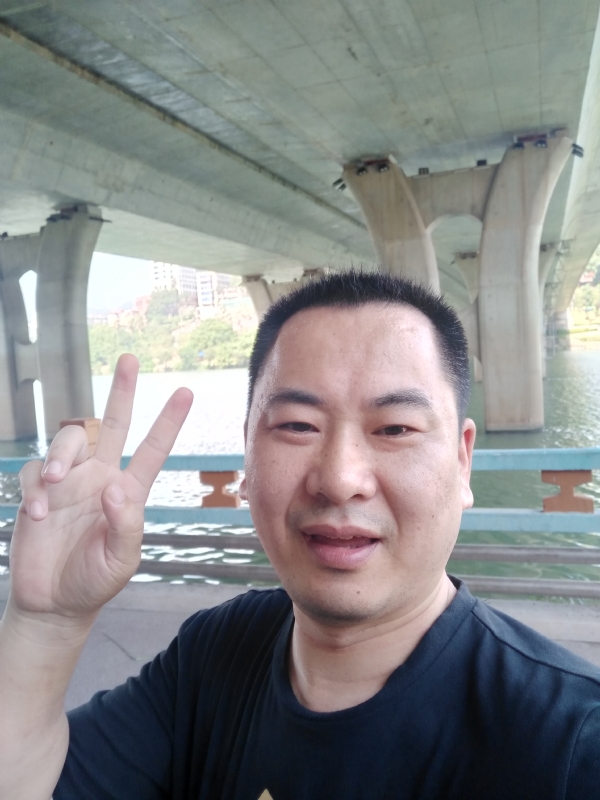 上人的第一张照片--霞浦婚介网