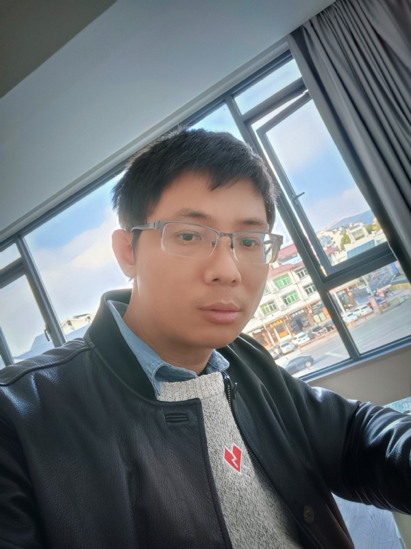 也许只是缺少一个拥抱的第二张照片--霞浦婚介网