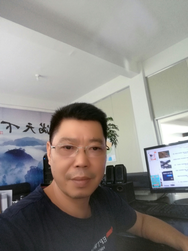 心平气和的第一张照片--霞浦婚介网