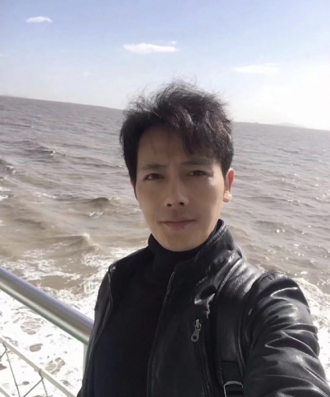 疯狂的小鱼的第一张照片--霞浦婚介网