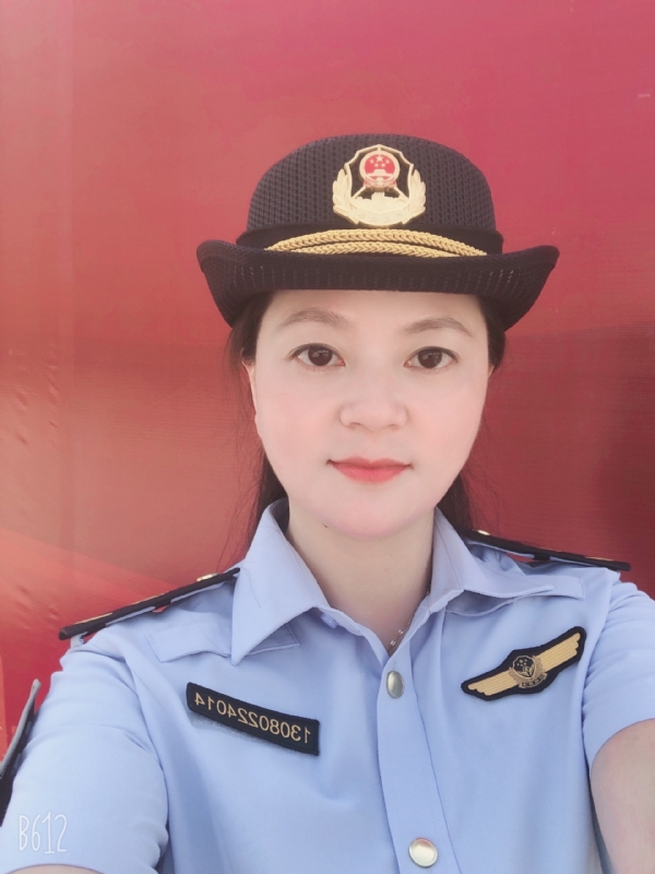 明明的第一张照片--霞浦婚介网