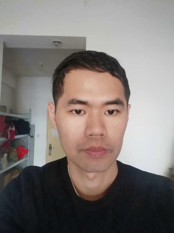 梦想在飞翔的第三张照片--霞浦婚介网