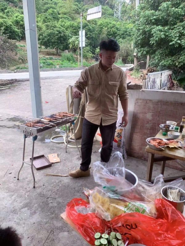 你黑我哟的第一张照片--霞浦婚介网