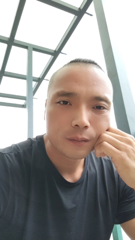 伯爵的第三张照片--霞浦婚介网