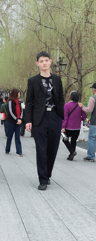 风一样的第一张照片--霞浦婚介网