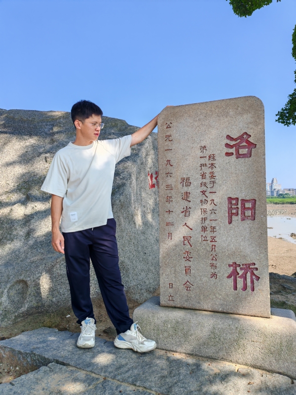 风尘的第三张照片--霞浦婚介网