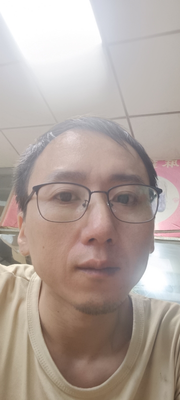 想胖的瘦子的第一张照片--霞浦婚介网